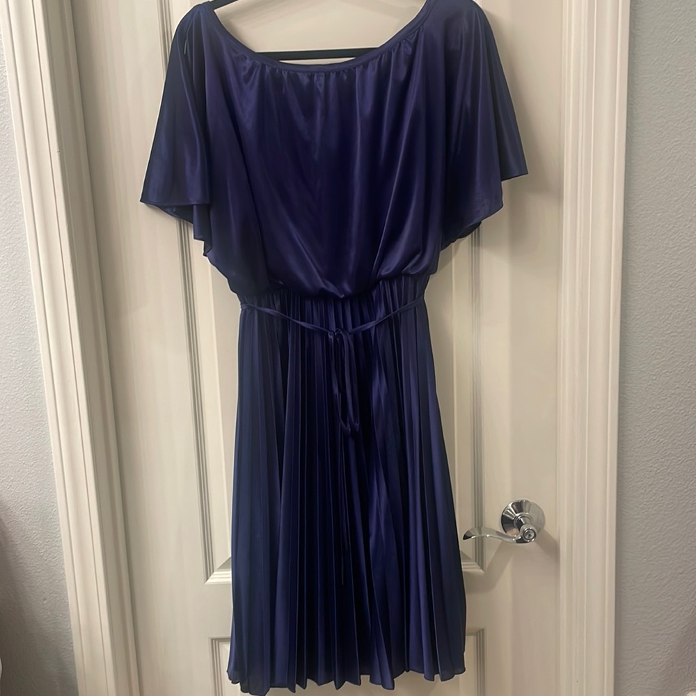 Blue Split Sleeve Pleated Skirt Dress